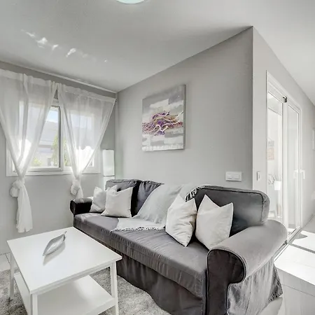 Sea View Penthouse Sunshine Urbania Lejlighed *