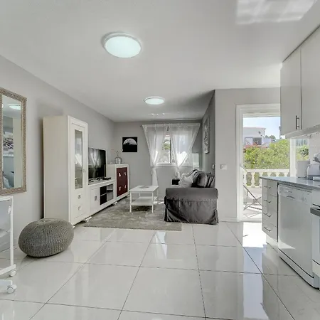 Sea View Penthouse Sunshine Urbania Lejlighed *