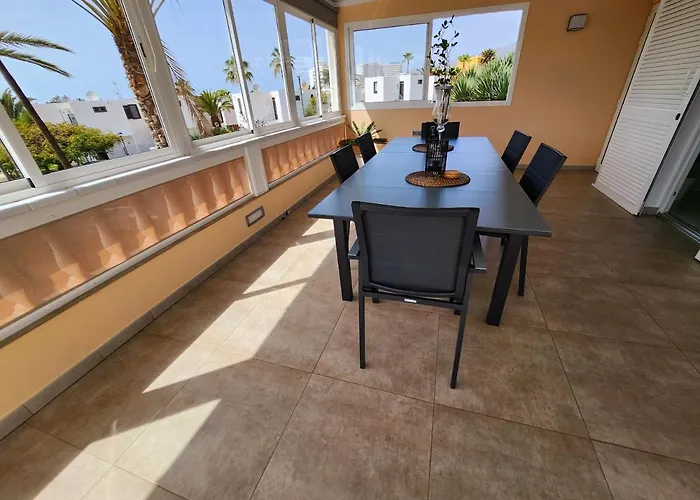 Sea View Penthouse Sunshine Urbania Apartmán