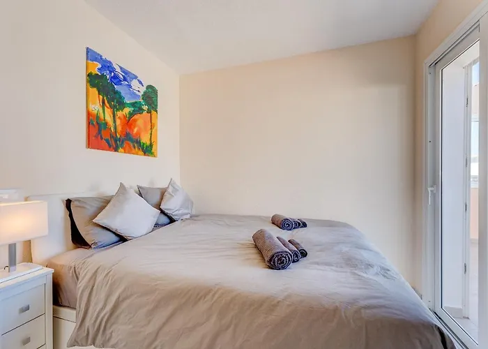 Sea View Penthouse Sunshine Urbania Apartmán