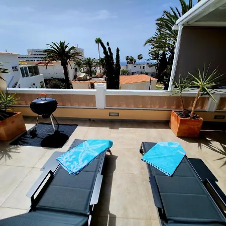 Sea View Penthouse Urbania *