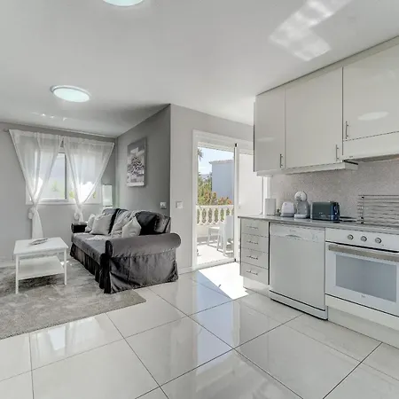 Sea View Penthouse Urbania Playa de las Americas (Tenerife)