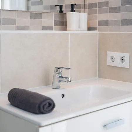 Sea View Penthouse Sunshine Urbania 美洲海滩