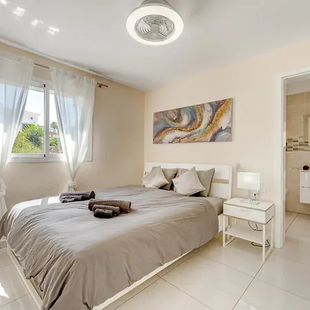 Apartment Sea View Penthouse Urbania
