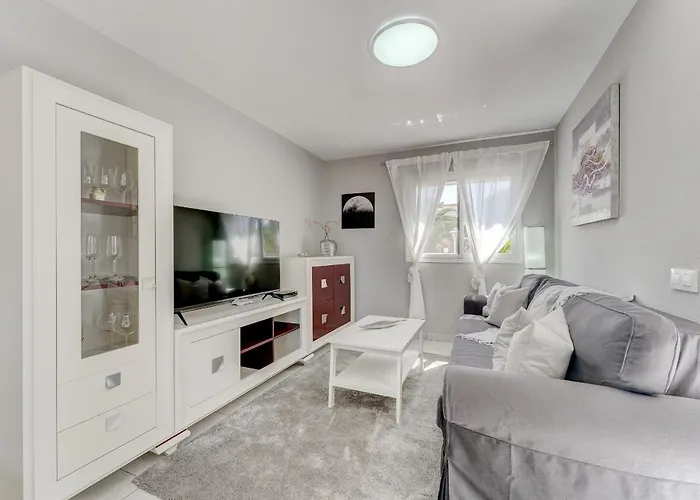 Sea View Penthouse Sunshine Urbania Lejlighed